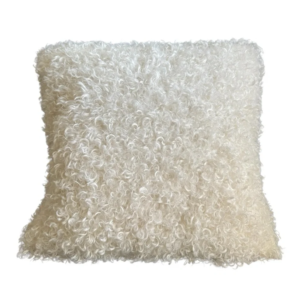 UGG Faux Fur Pillow Cream Mongolia Lamb Doodle Accent Throw Down Filled‎ Square
